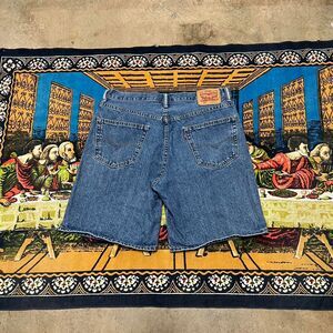 Levis blue jean shorts Levis 550 size 36 9 inch inseam red tab light wash y2k